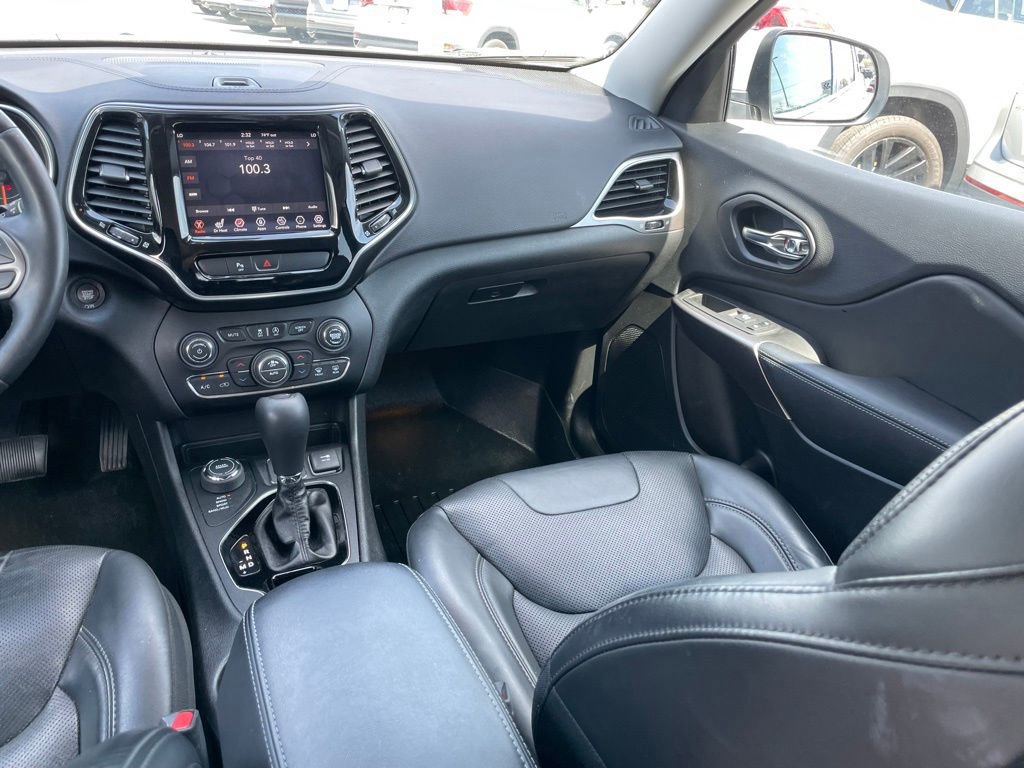 Used 2019 Jeep Cherokee Limited image 9
