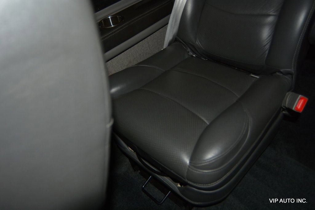 Used 2020 GMC Savana 2500 Extended w/ Enhanced Convenience Package image 41