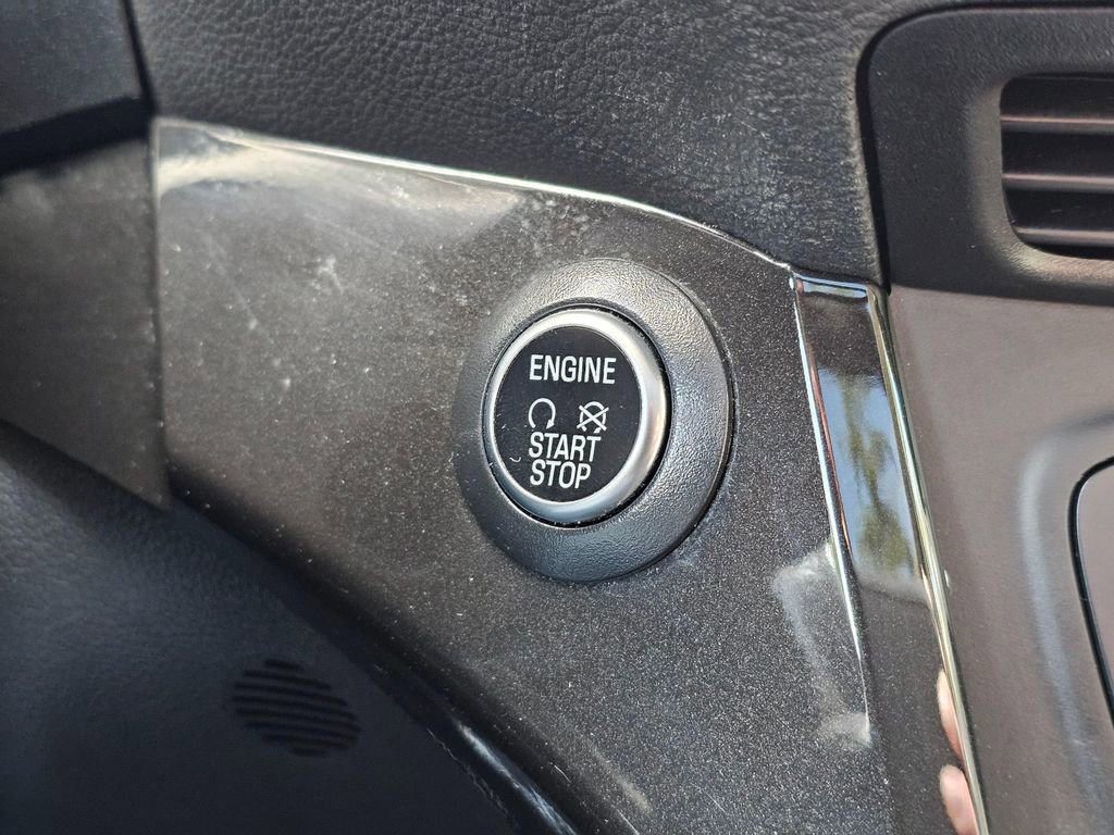 Used 2017 Ford Escape Titanium w/ Equipment Group 301A image 31