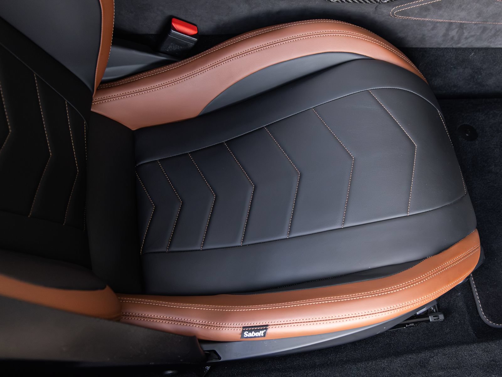Used 2022 Maserati MC20 Coupe RWD image 46