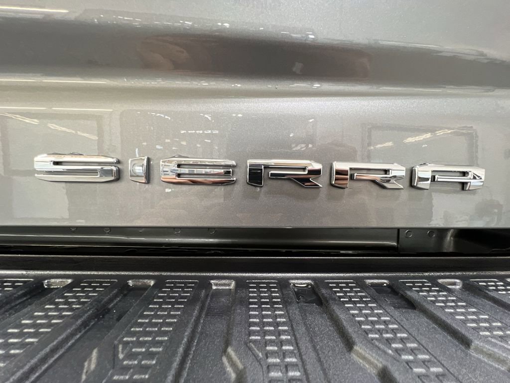 New 2026 GMC Sierra 3500 Denali w/ Denali Reserve Package image 33