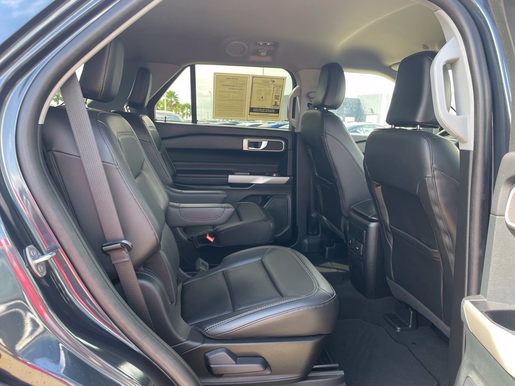 Used 2023 Ford Explorer XLT w/ Equipment Group 202A RWD image 23