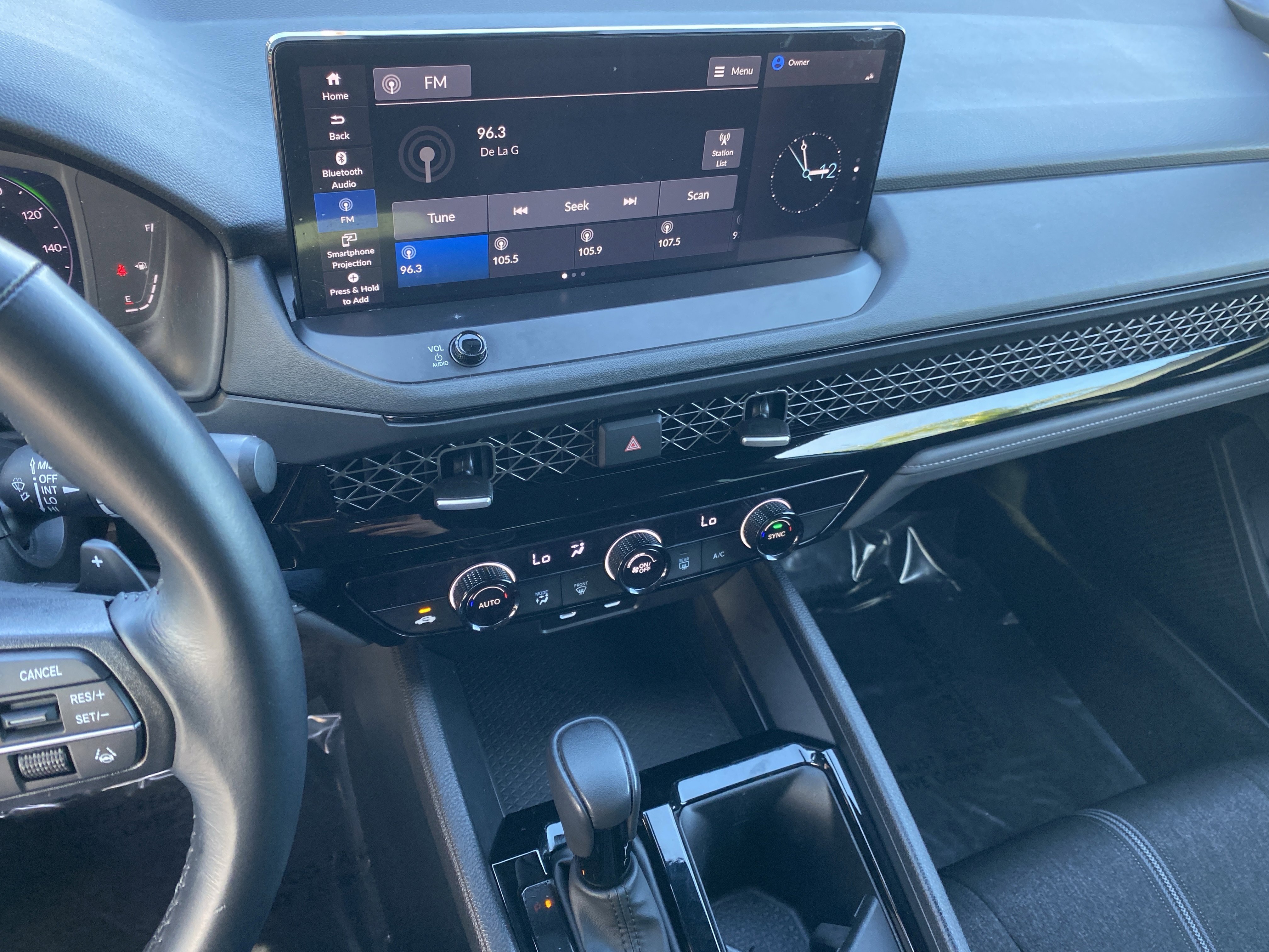 Used 2024 Honda Accord Sport image 19