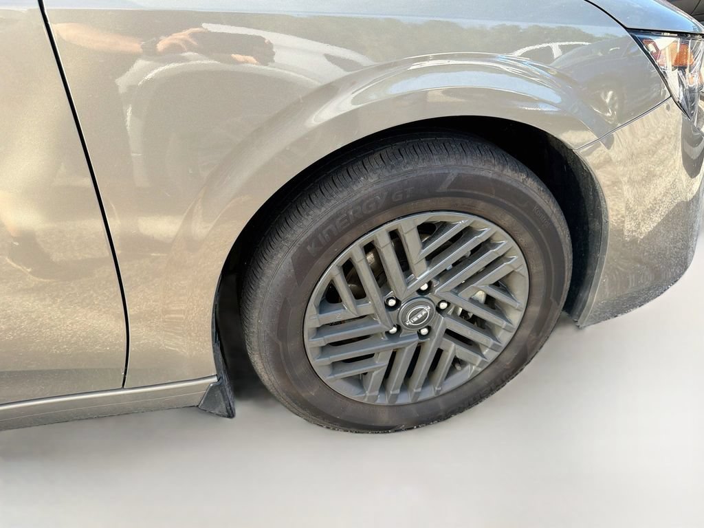 Used 2026 Nissan Sentra SV w/ Floor Mat Package FWD image 9