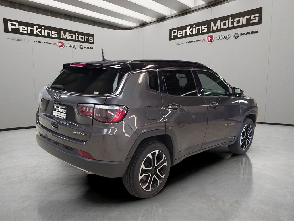 Used 2023 Jeep Compass Limited AWD/4WD image 7