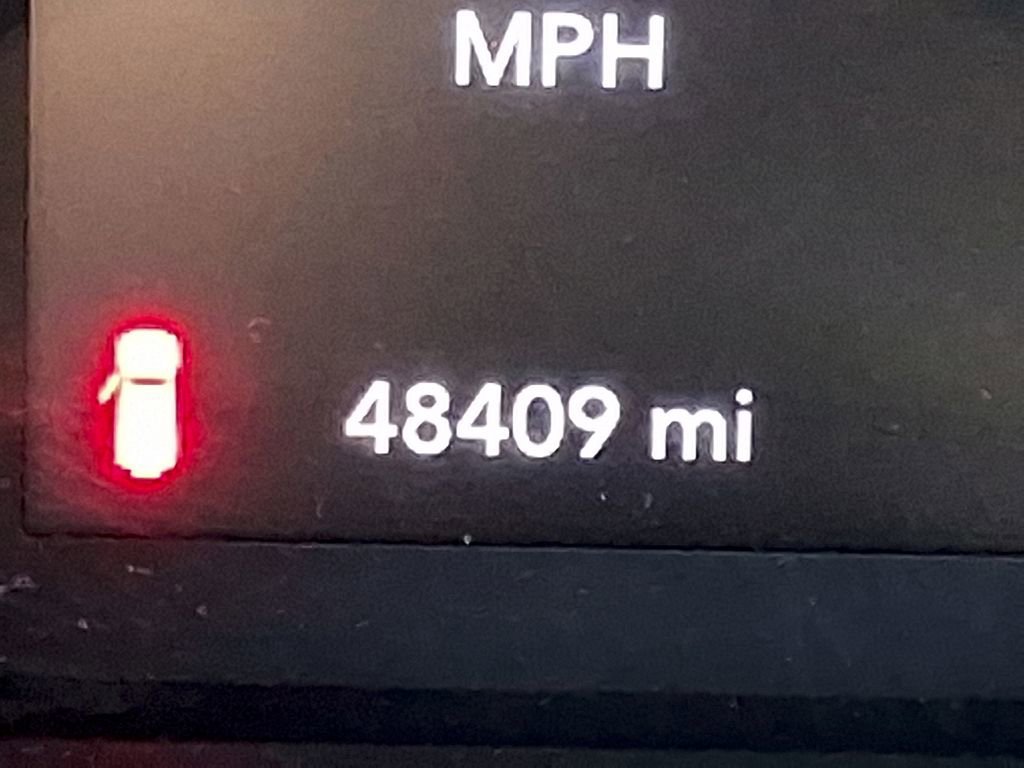 Used 2023 Jeep Wrangler Sport image 19