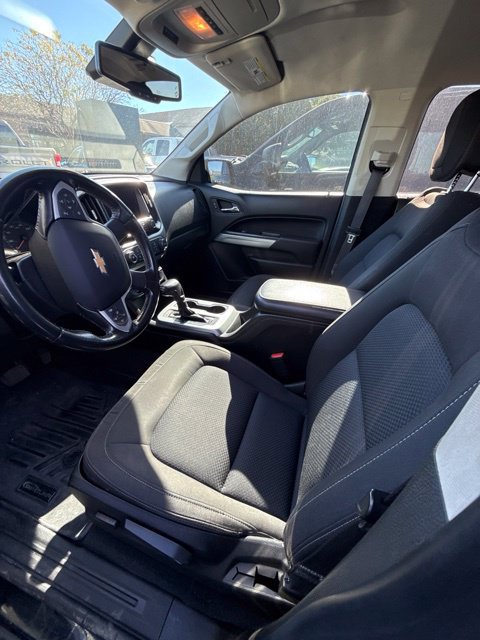 Used 2021 Chevrolet Colorado LT w/ Safety Package AWD/4WD image 3