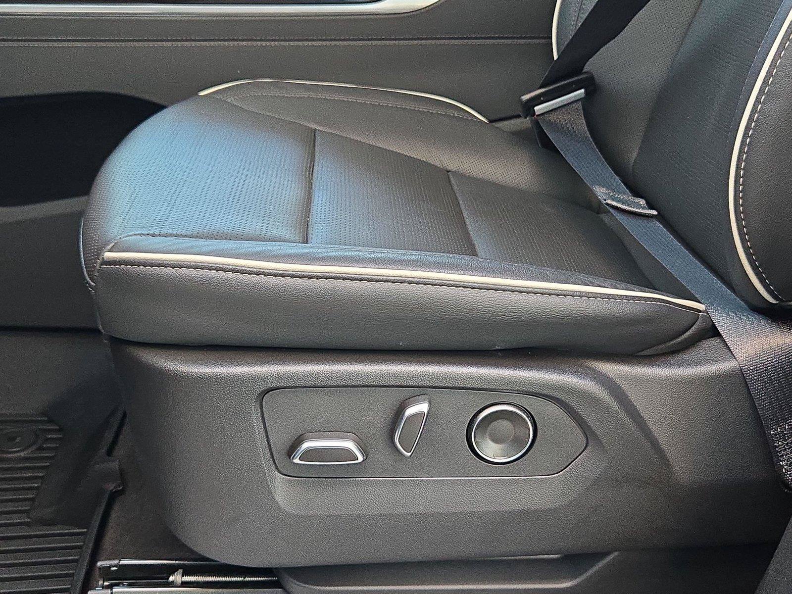 Used 2026 Cadillac Escalade Luxury w/ LPO, Floor Liner Package RWD image 26