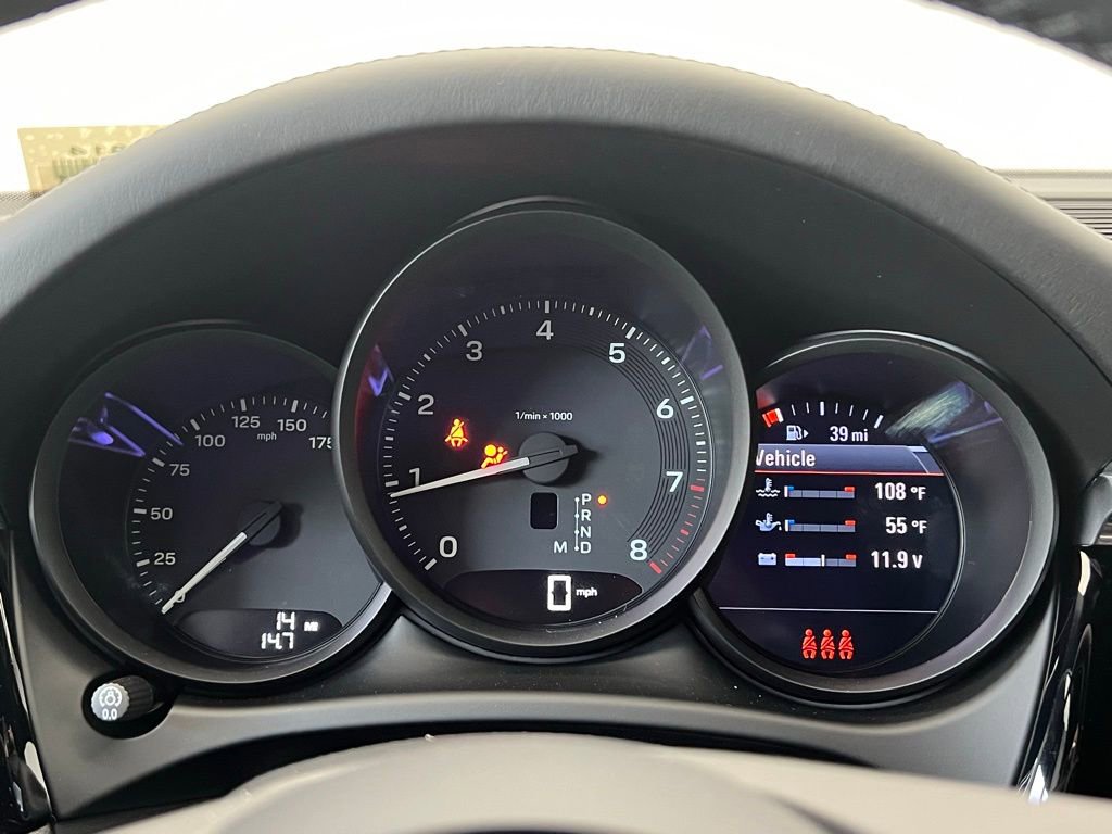 New 2026 Porsche Macan image 10