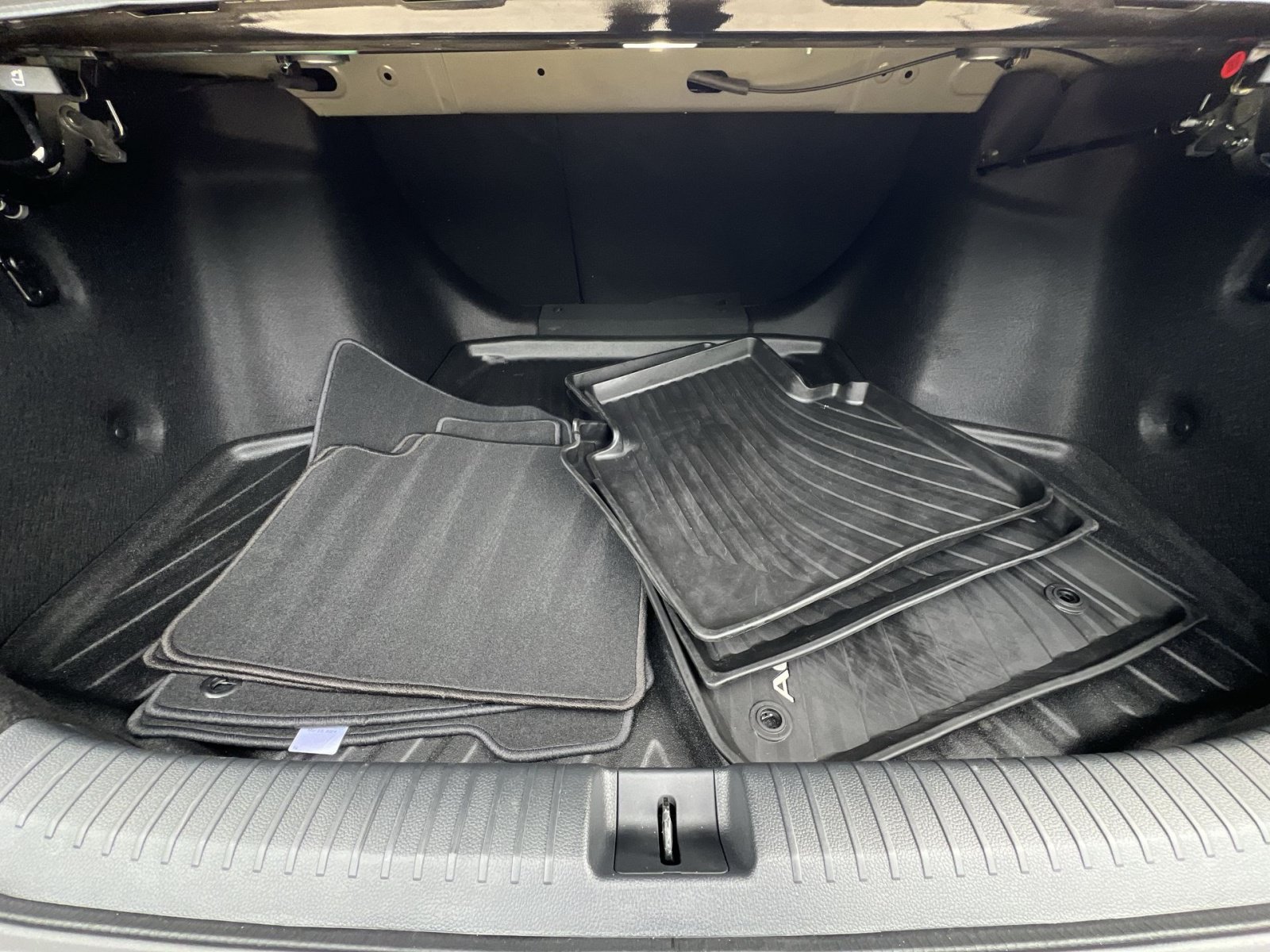 Used 2024 Honda Accord EX image 35
