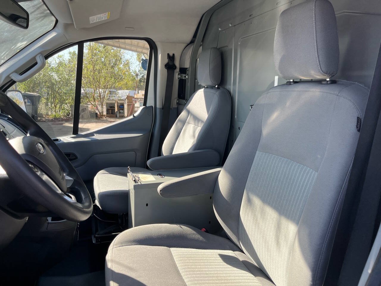 Used 2018 Ford Transit 250 148 Low Roof RWD image 21
