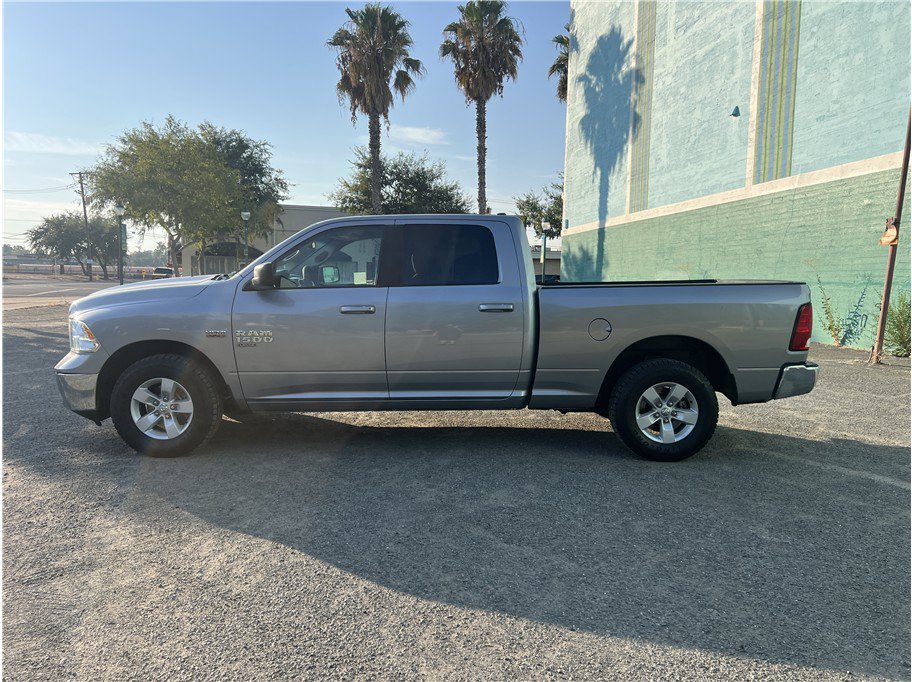 Used 2019 RAM 1500 Classic SLT RWD image 2