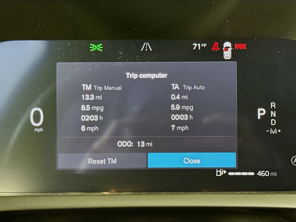 New 2026 Volvo XC90 B6 Plus w/ Protection Package Premier image 12