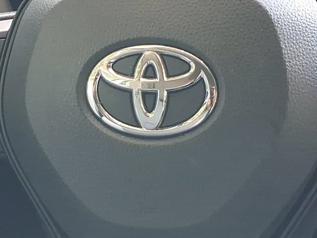 Used 2025 Toyota RAV4 XLE w/ Convenience Package FWD image 13