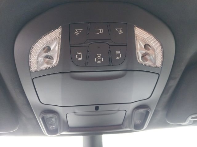 New 2026 Chrysler Pacifica Pinnacle image 22