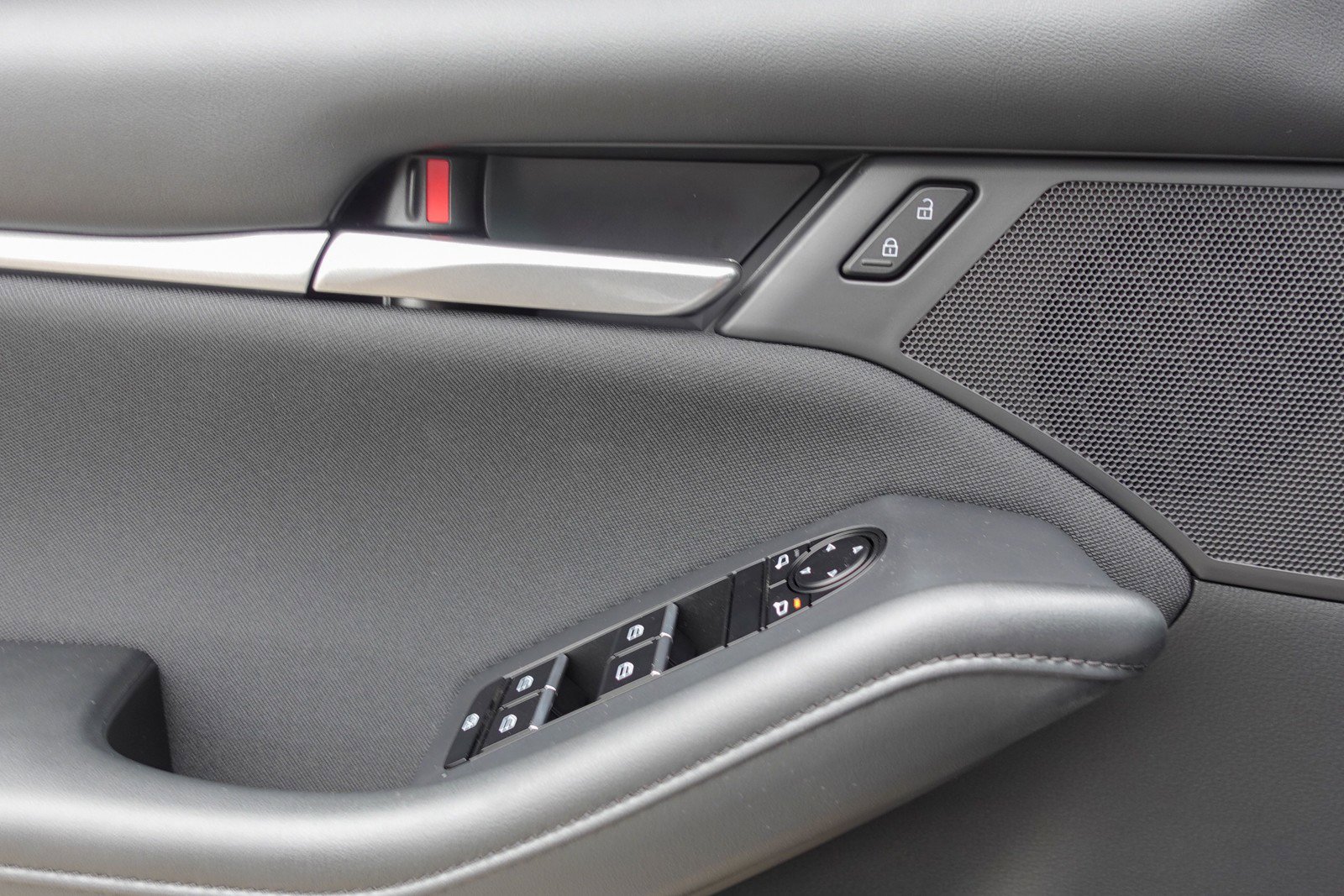 New 2026 MAZDA MAZDA3 s image 11