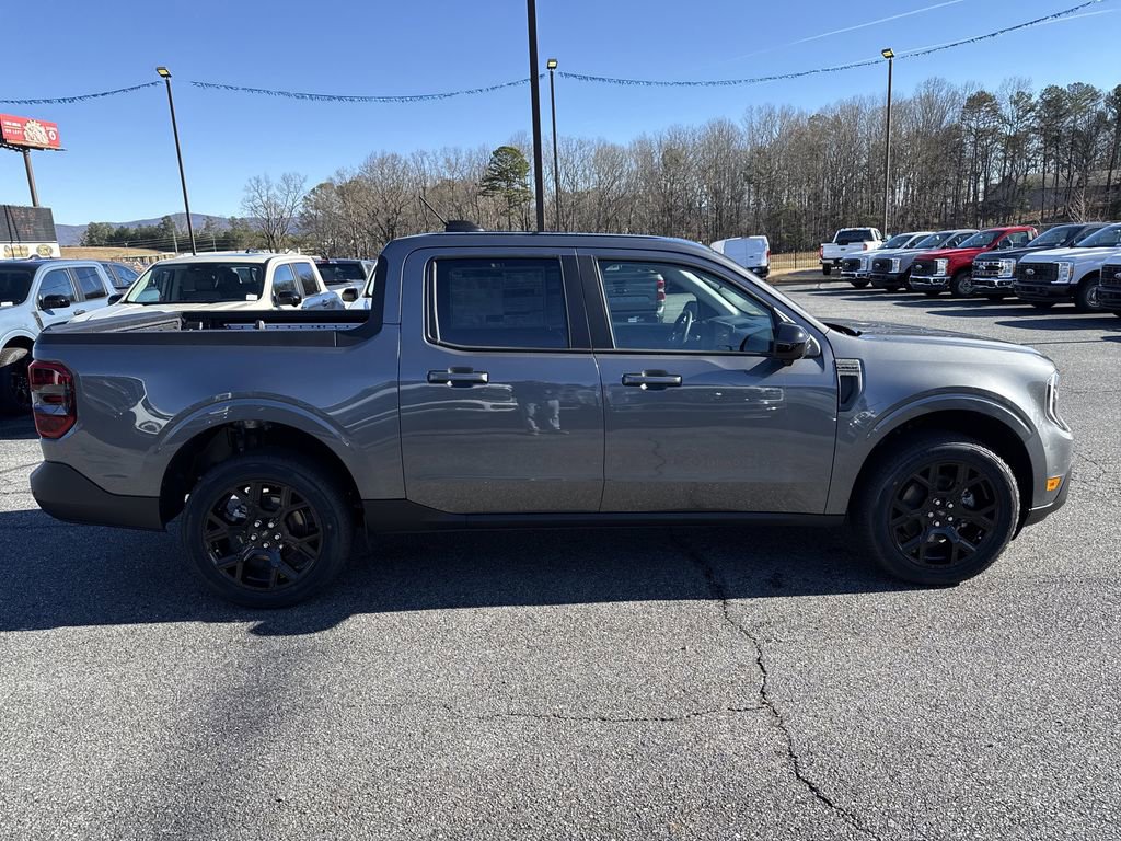 New 2026 Ford Maverick Lariat w/ Black Appearance Package image 8