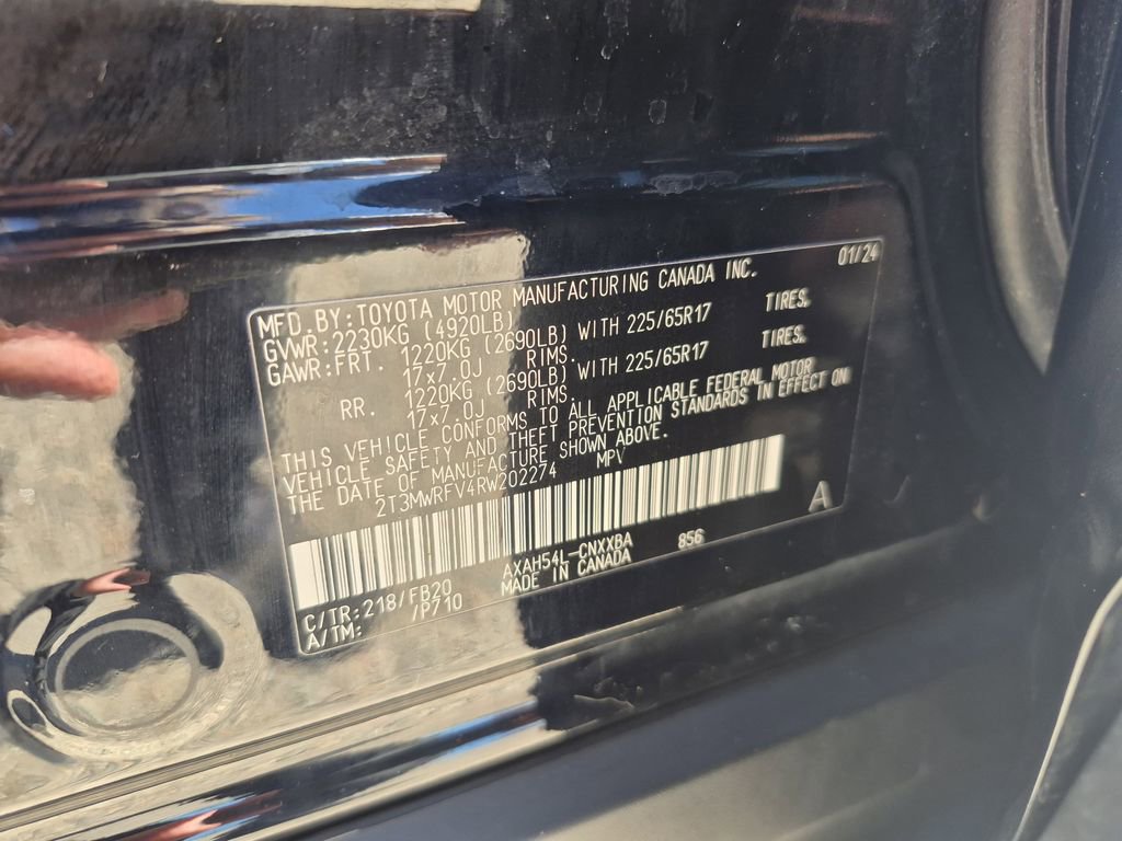 Used 2024 Toyota RAV4 LE image 28