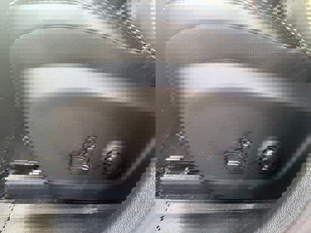 Used 2022 Jeep Cherokee Trailhawk w/ Premium Leather Package image 14