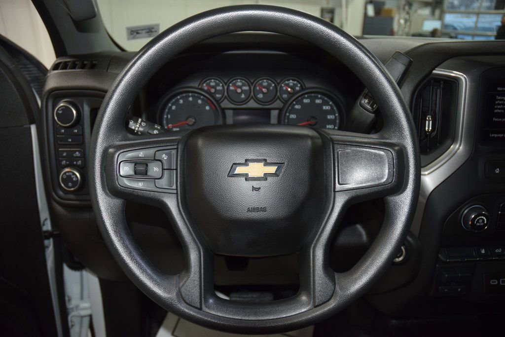 Used 2025 Chevrolet Silverado 2500 W/T w/ WT Convenience Package image 32