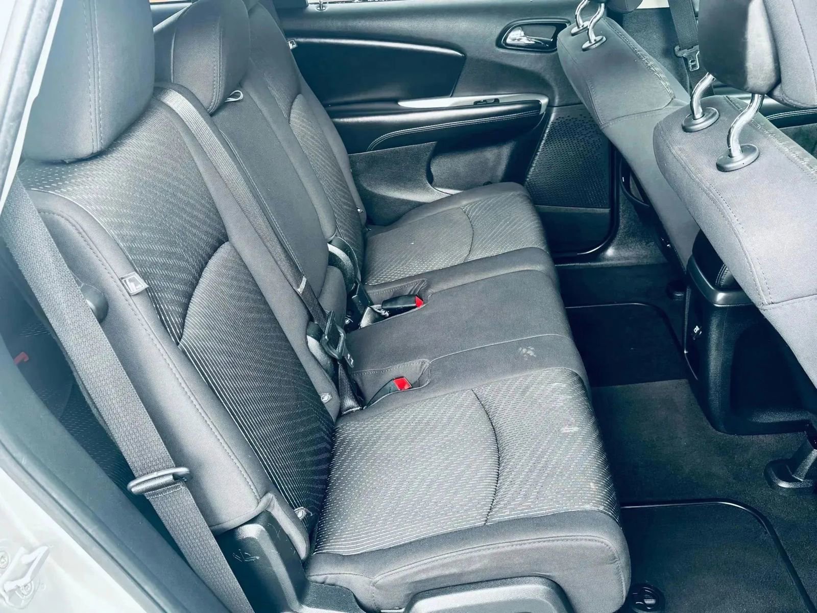 Used 2013 Dodge Journey SXT w/ Flexible Seating Group image 16