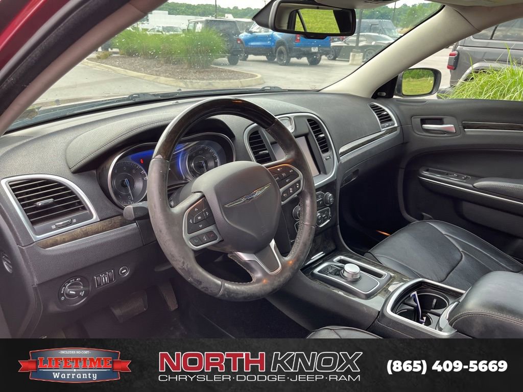 Used 2017 Chrysler 300 C w/ Safetytec Plus Group AWD/4WD image 6