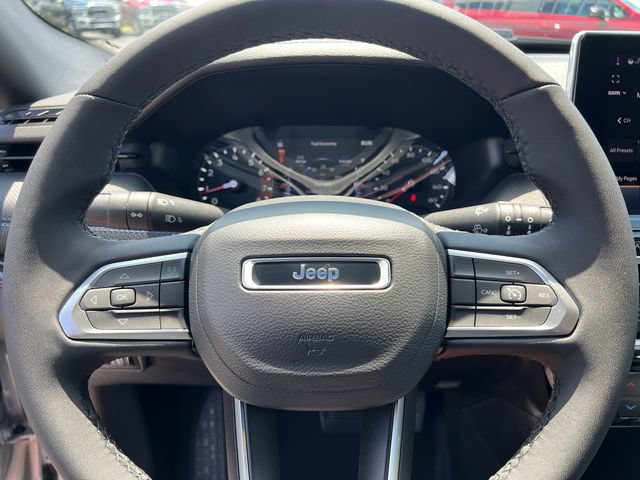 New 2026 Jeep Compass Latitude AWD/4WD image 15