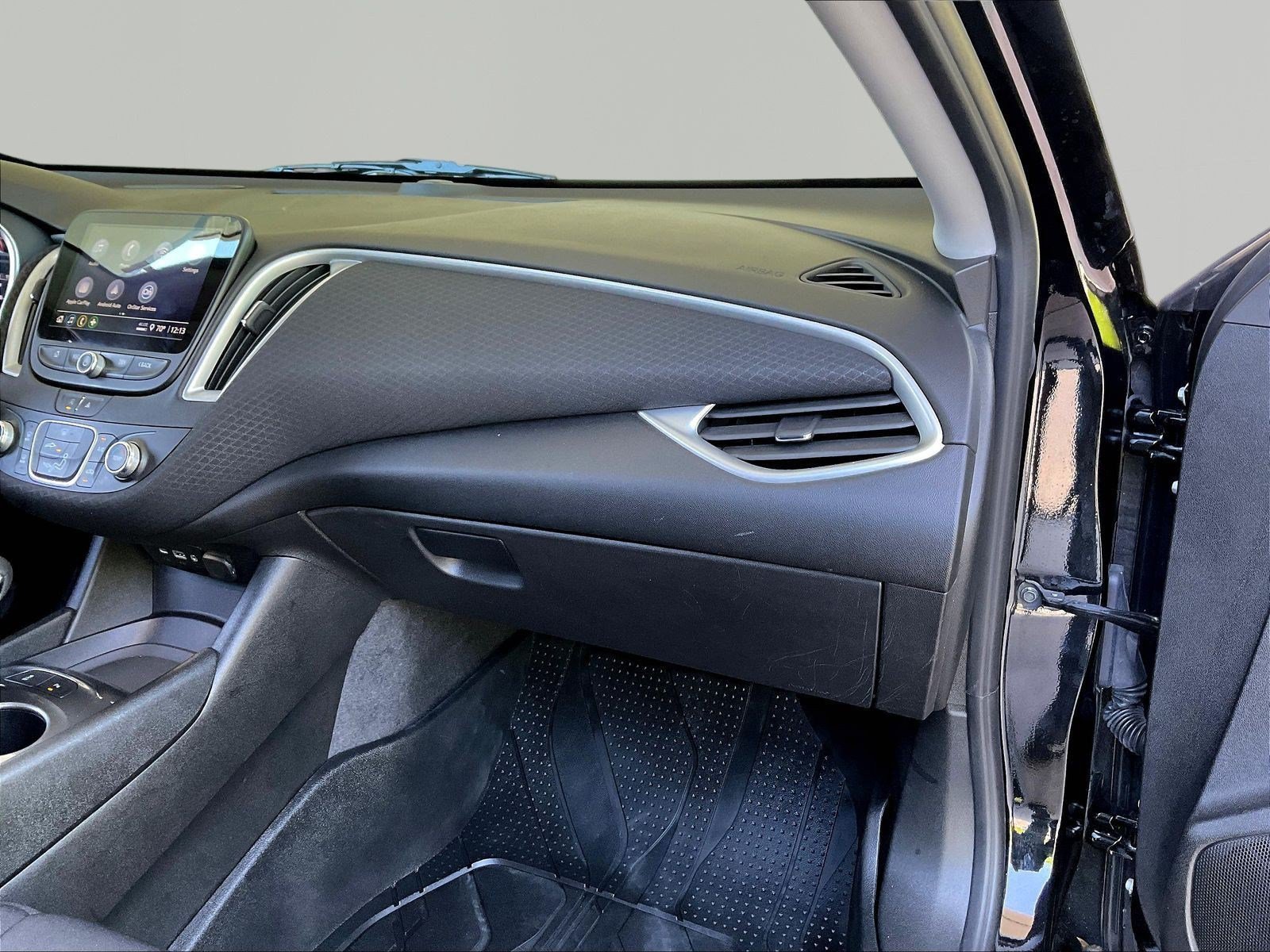 Used 2024 Chevrolet Malibu RS FWD image 25