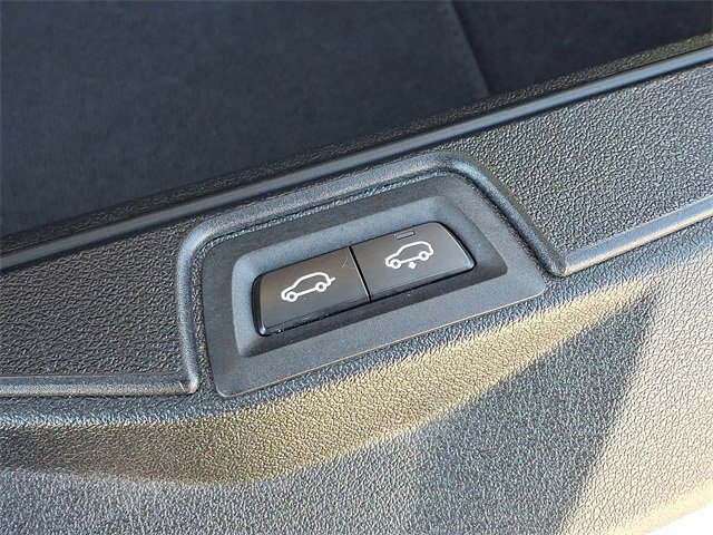 Used 2024 BMW X7 xDrive40i w/ Premium Package image 30