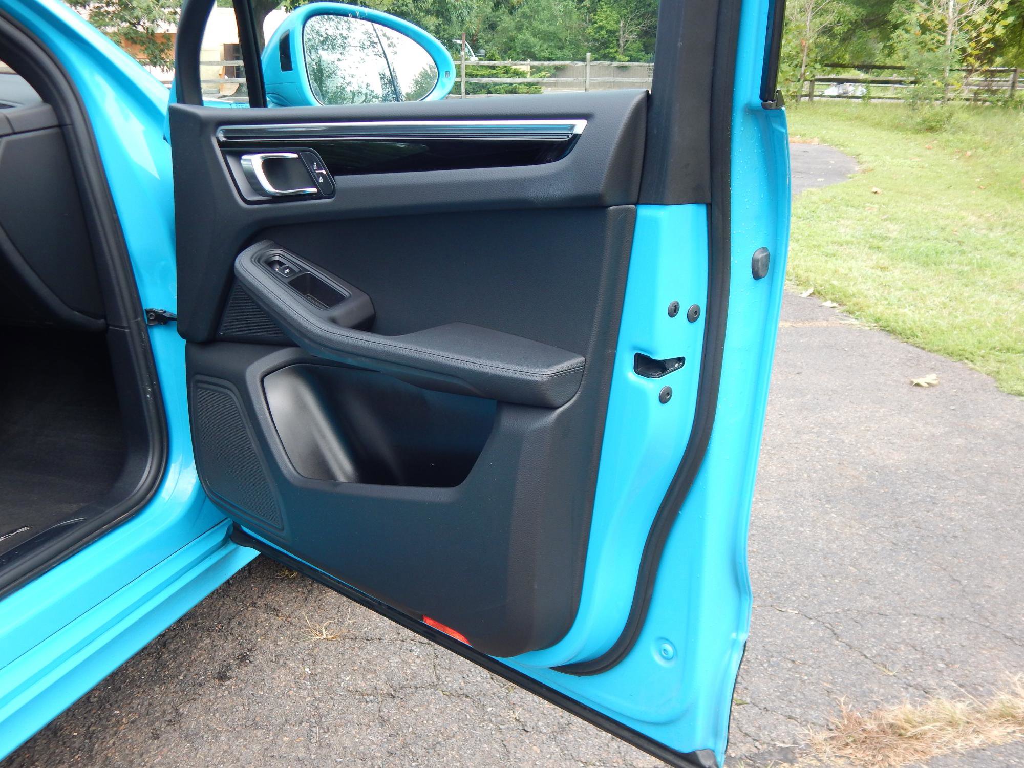 Used 2021 Porsche Macan image 18