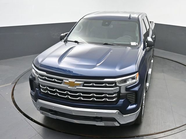 Used 2023 Chevrolet Silverado 1500 LTZ w/ LTZ Convenience Package II AWD/4WD image 38