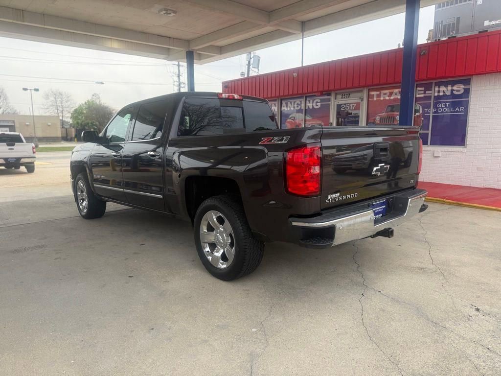 Used 2015 Chevrolet Silverado 1500 LTZ Z71 w/ LTZ Plus Package AWD/4WD image 5