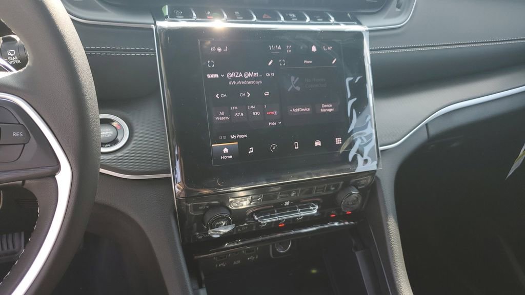 New 2025 Jeep Grand Cherokee L Altitude image 27