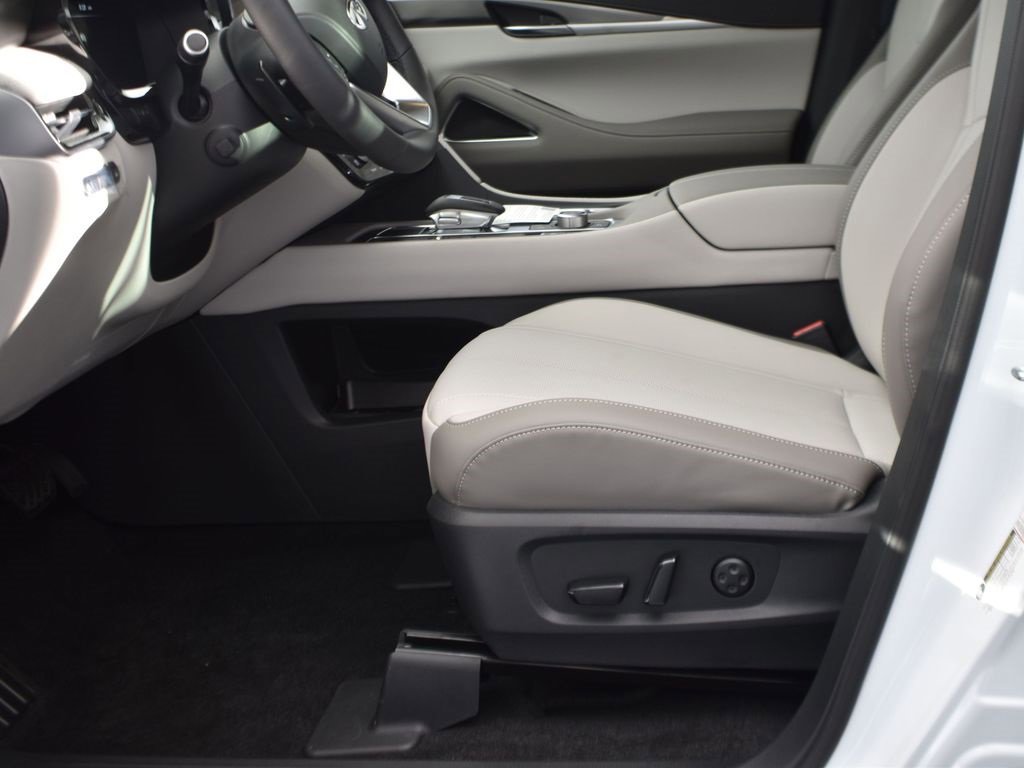 New 2026 INFINITI QX60 Luxe w/ Cargo Package image 12