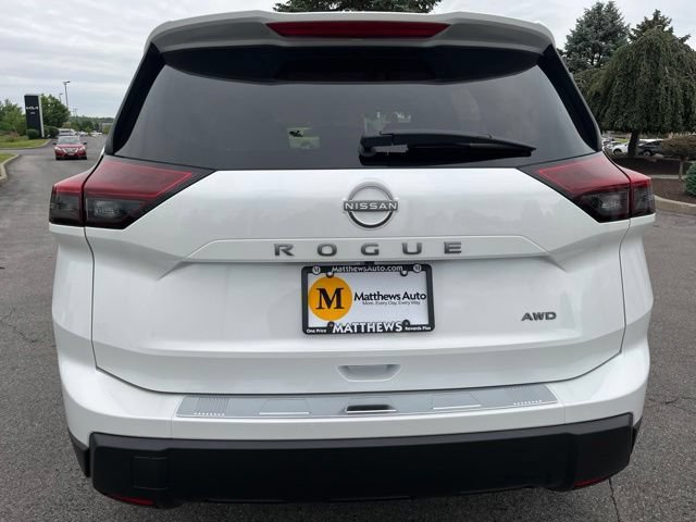 New 2026 Nissan Rogue SV AWD/4WD image 4