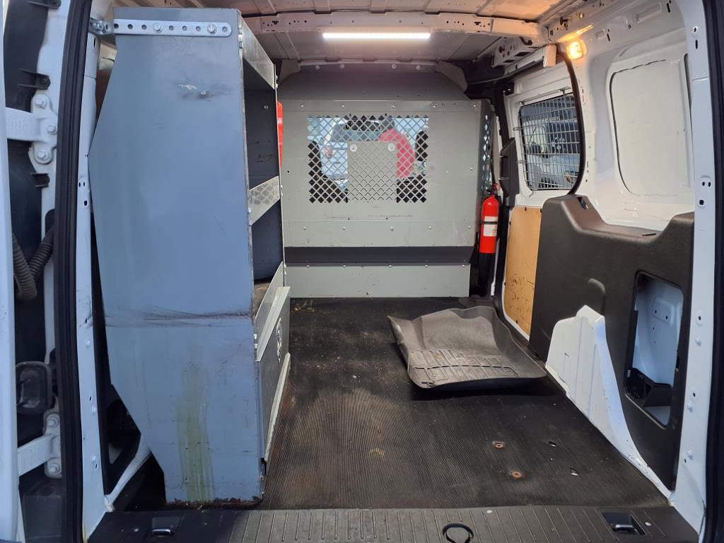 Used 2015 Ford Transit Connect XL image 12