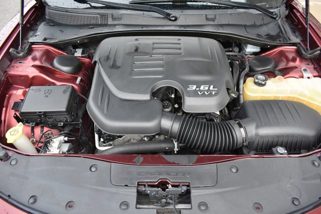 Used 2017 Dodge Charger SXT w/ AWD Plus Group image 52