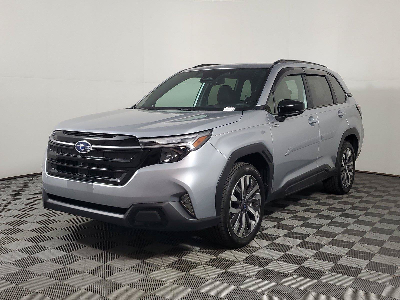 Used 2026 Subaru Forester Touring AWD/4WD image 3