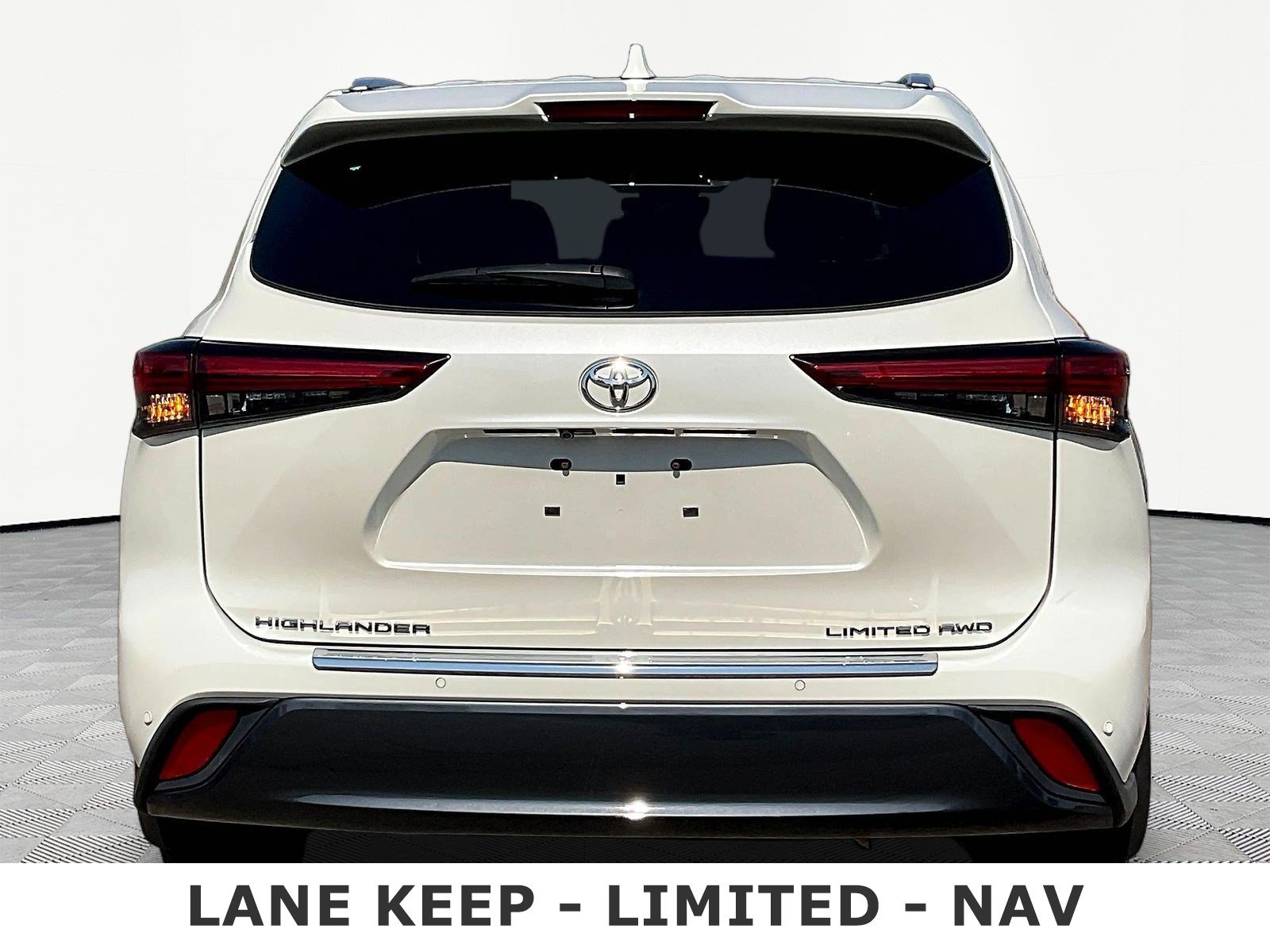 Used 2021 Toyota Highlander Limited AWD/4WD image 5
