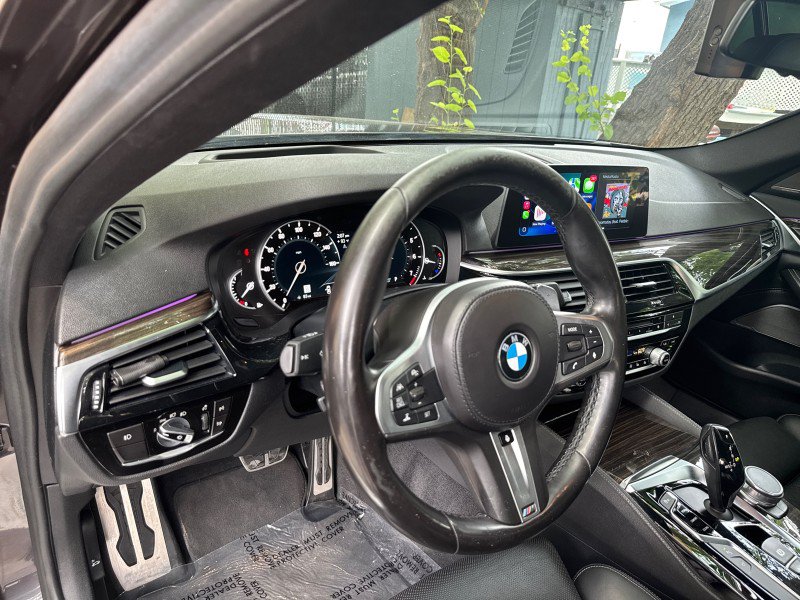 Used 2018 BMW 540i xDrive AWD/4WD image 17