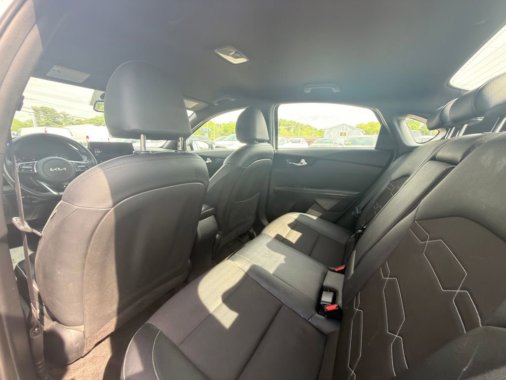 Used 2023 Kia Forte GT-Line FWD image 16