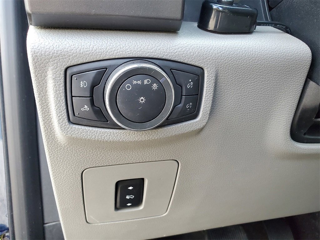 Used 2015 Ford F150 XLT w/ Equipment Group 301A Mid image 11