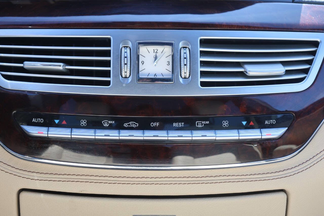 Used 2013 Mercedes-Benz S 550 image 21