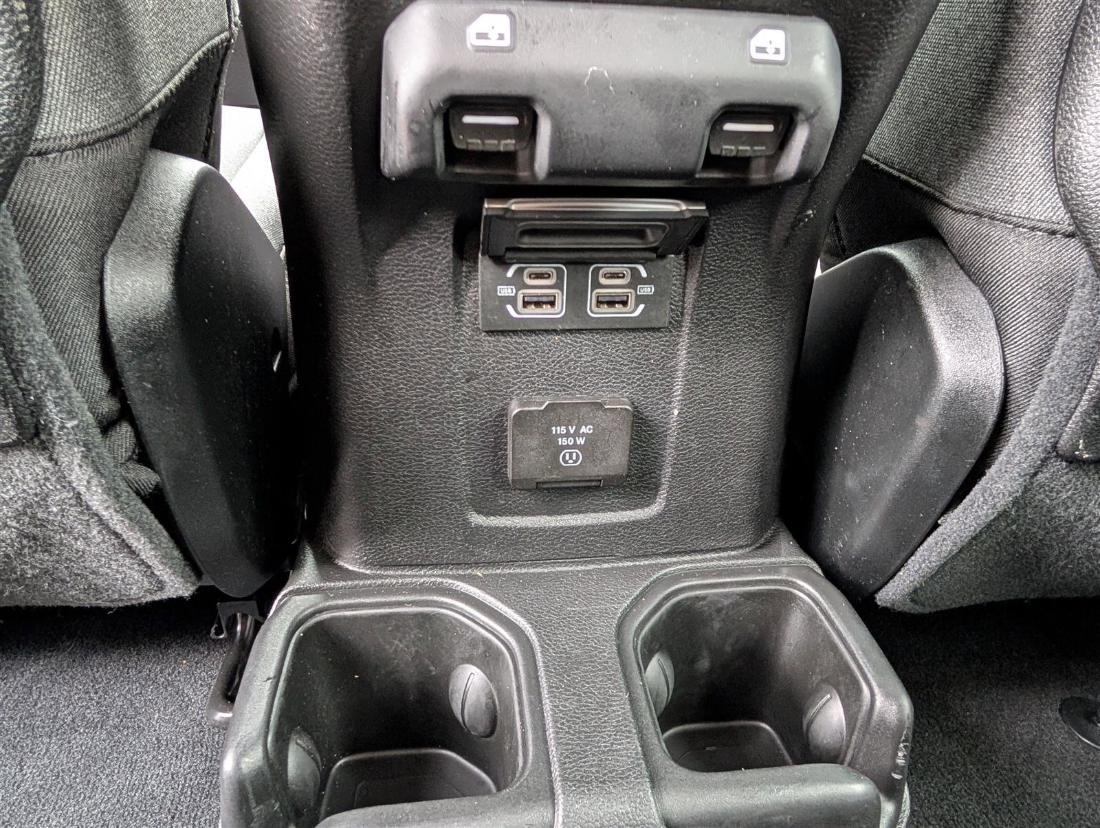 Used 2024 Jeep Wrangler Rubicon image 16