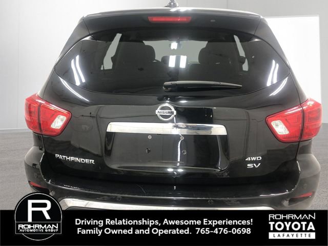 Used 2020 Nissan Pathfinder SV image 5