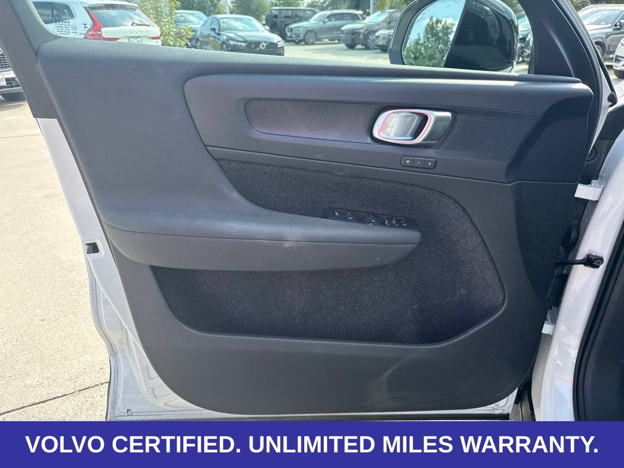 Certified 2023 Volvo XC40 Recharge Plus AWD/4WD image 19