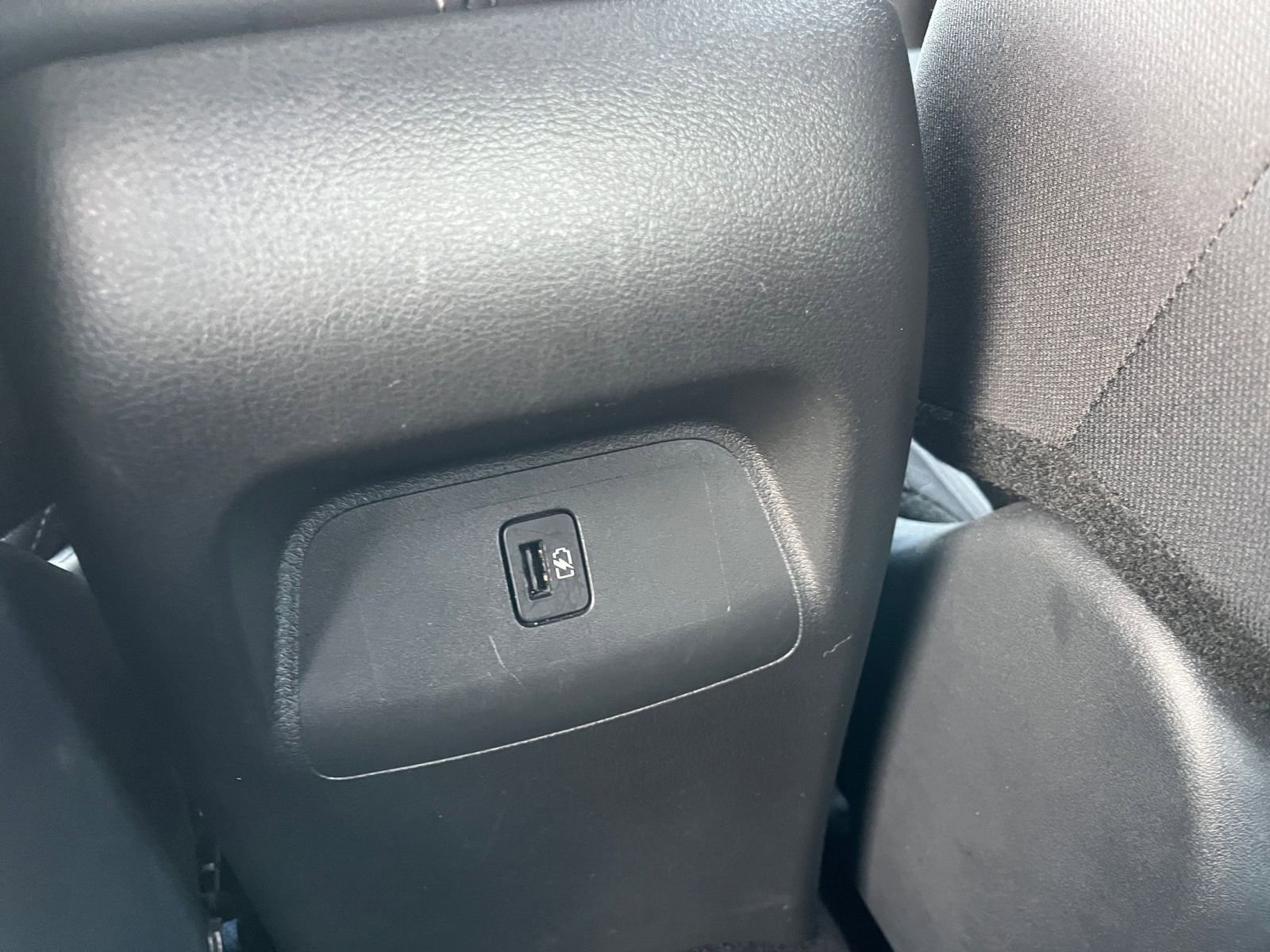 Used 2025 Nissan Sentra SV image 23