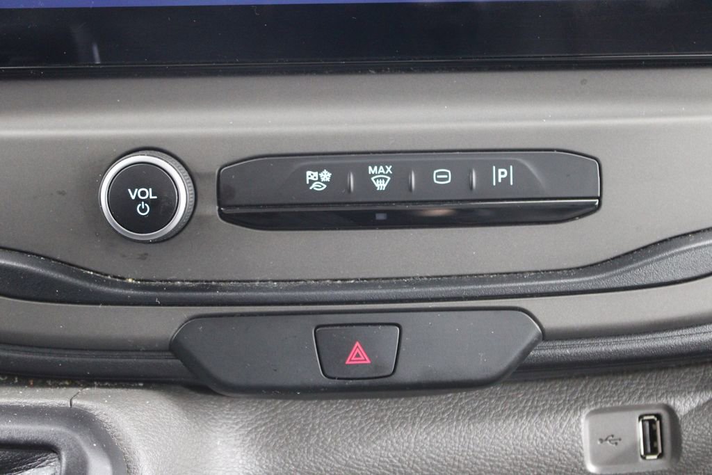 Used 2022 Ford Transit 350 XLT image 38