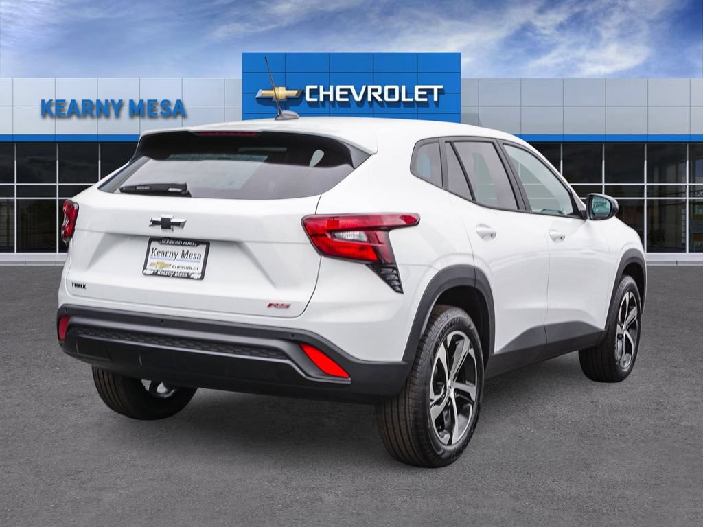 New 2026 Chevrolet Trax RS w/ Driver Confidence Package FWD image 6