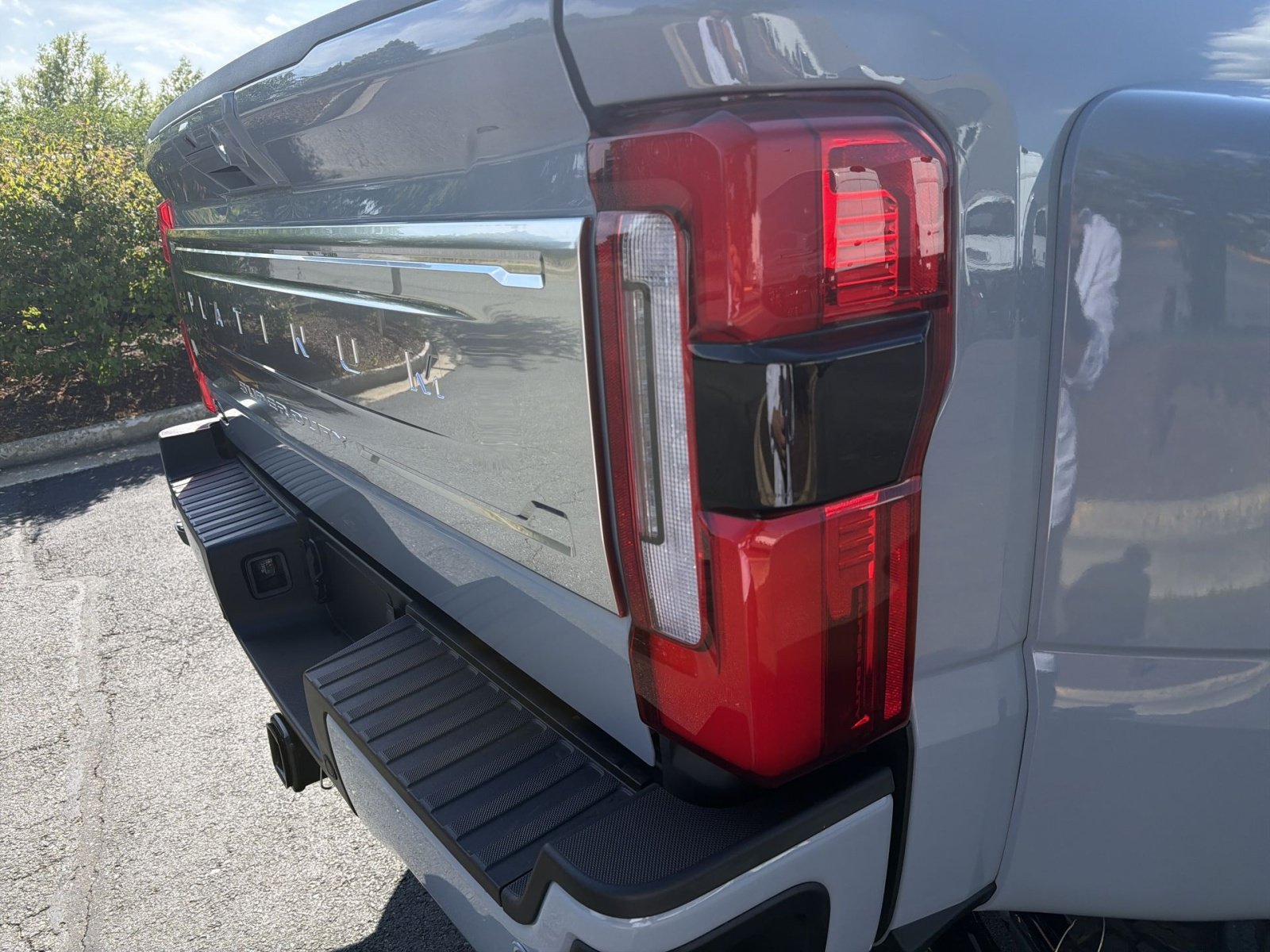New 2026 Ford F450 Platinum w/ Platinum Plus Package AWD/4WD image 14